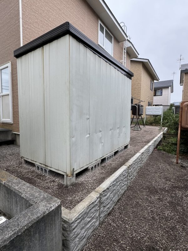 既存住宅裏の土留め工事【狭い場所編】