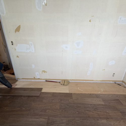 絨毯敷→フローリング交換リフォーム