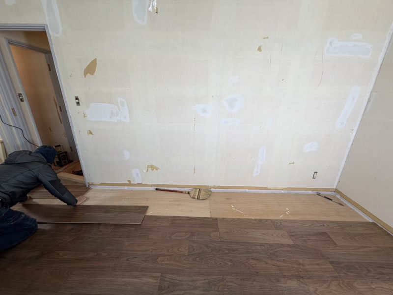 絨毯敷→フローリング交換リフォーム